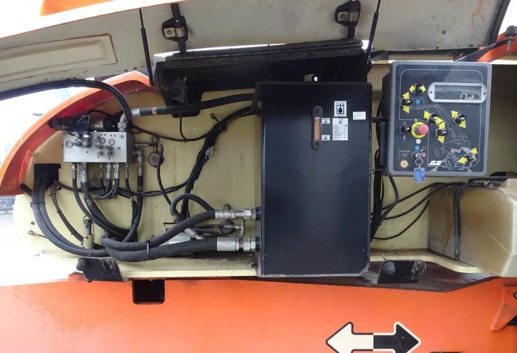 Sold - Electric Boom Lift - View 2